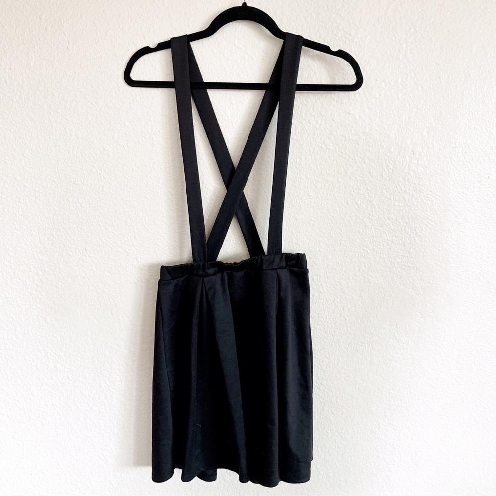 Black suspender skater skirt